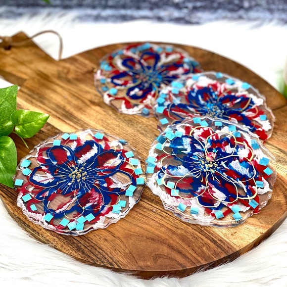 Red white blue flower coasters Resin Geode coasters Modern coasters - Picture 1 of 5